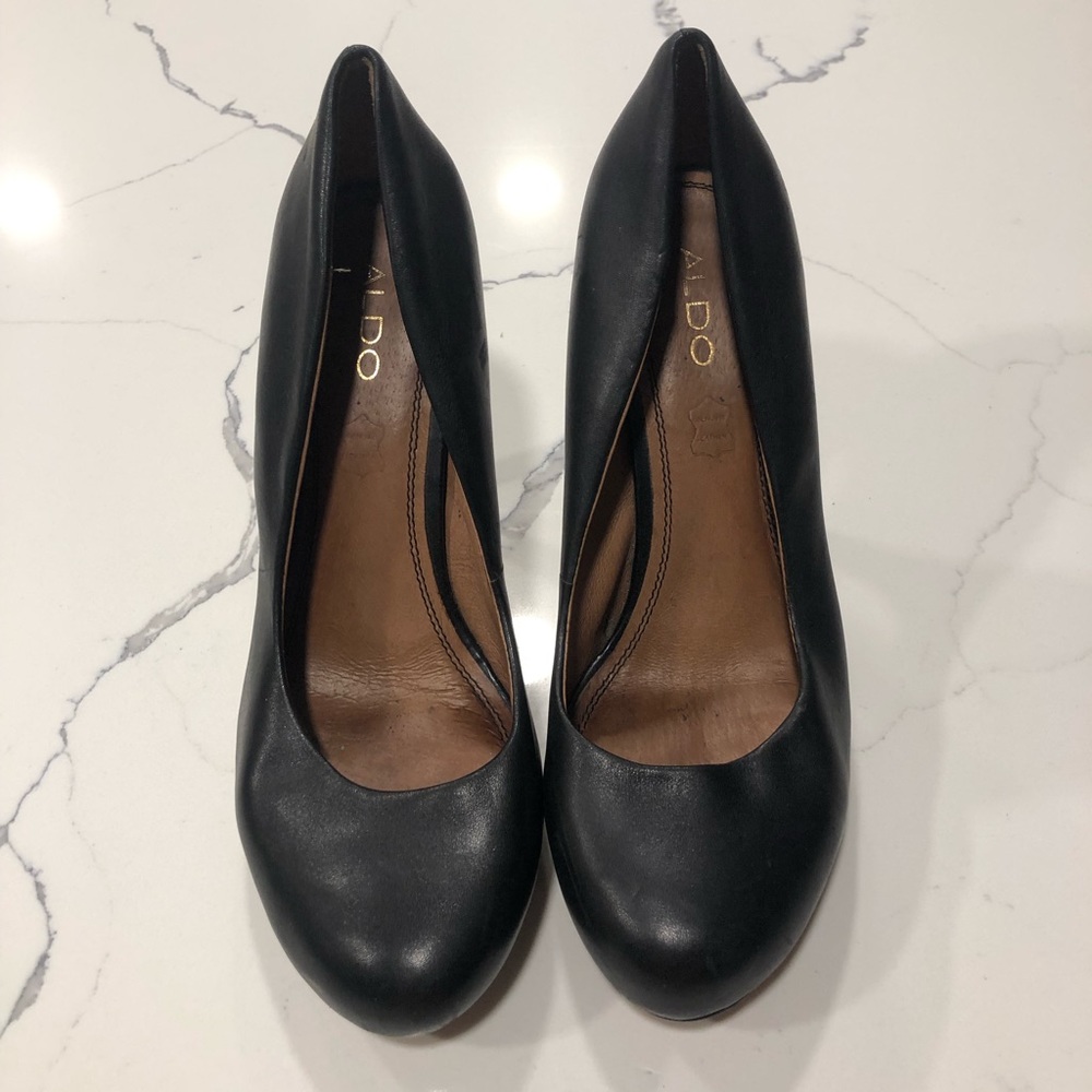 Also black heels sz 10